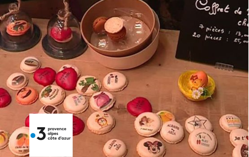 A DIGNE-LES-BAINS, ON PEUT FAIRE PASSER LES MESSAGES AVEC DES MACARONS